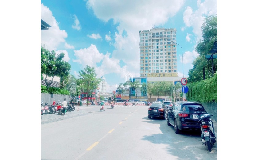 Chính Chủ Xưa Giờ, Bán Nhà 3 Mặt Tiền Kinh Doanh, Bao Đầu Tư